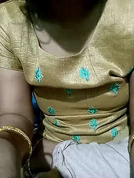 sunita-doll online show from April 7, 2:12 am