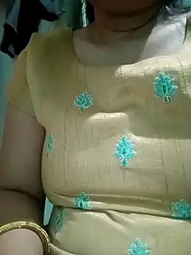 sunita-doll online show from April 7, 6:41 pm