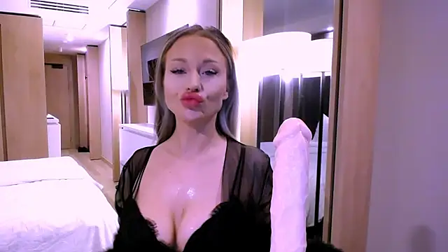 project barbara online show from December 28, 8:05 am