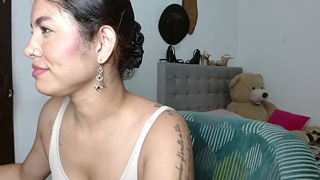 Sexy Lia  online show from May 20, 3:45 am