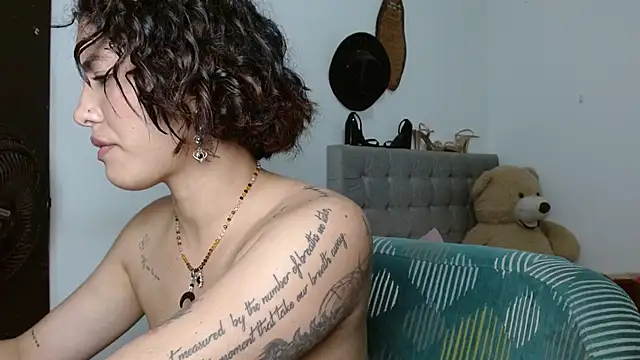 Sexy Lia  online show from June 17, 2:58 am