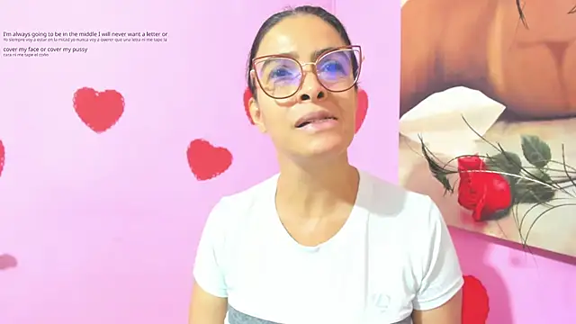 miss--flora online show from February 20, 6:35 pm