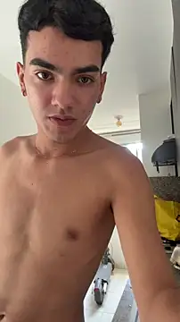 Snapshot of snakeeboy chatting on March 1, 5:04 pm snakeeboy online show from March 1, 5:04 pm