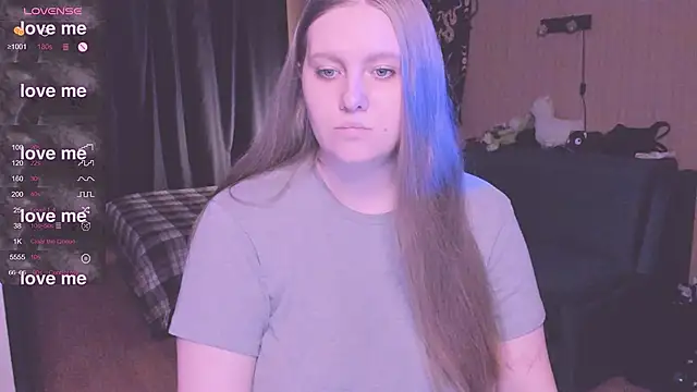 Snapshot of Alice_Dreamgirl_ chatting on October 16, 11:22 am Alice Dreamgirl online show from October 16, 11:22 am