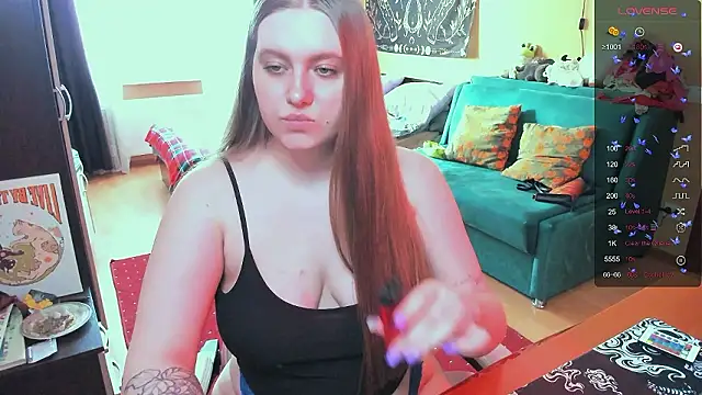 Snapshot of Alice_Dreamgirl_ chatting on February 21, 11:00 am Alice Dreamgirl online show from February 21, 11:00 am