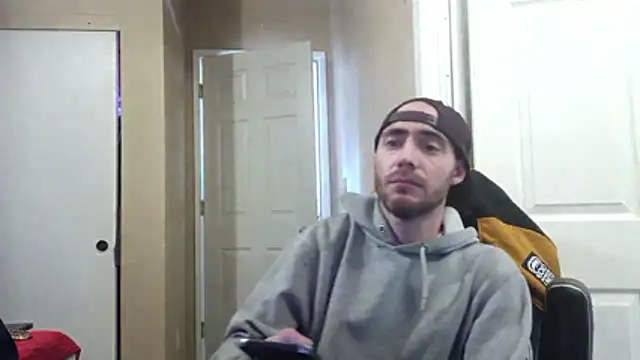 Huntzg23 online show from April 12, 6:02 pm