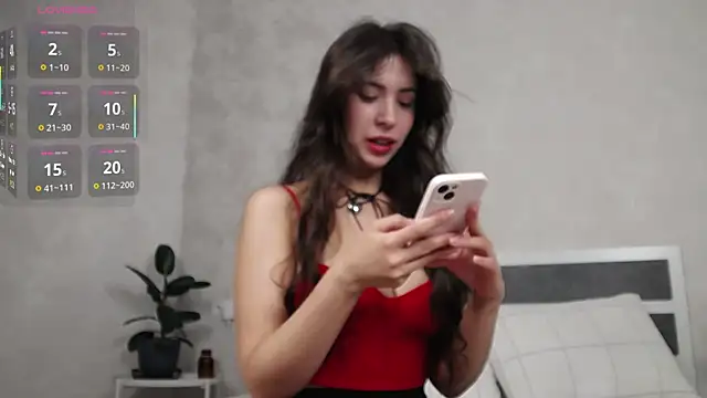 Snapshot of Anna_Mary_Rose chatting on October 30, 3:19 am Anna Mary Rose online show from October 30, 3:19 am