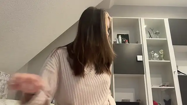 NikaCyberslut online show from December 27, 9:50 am