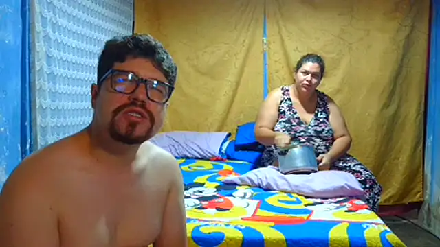 pecadodulce123 online show from June 11, 3:32 pm