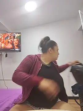 Miss balloonsmila online show from October 15, 2:22 am