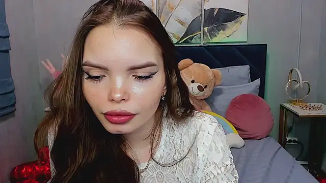 Curvy Dynamite  online show from March 30, 1:17 am