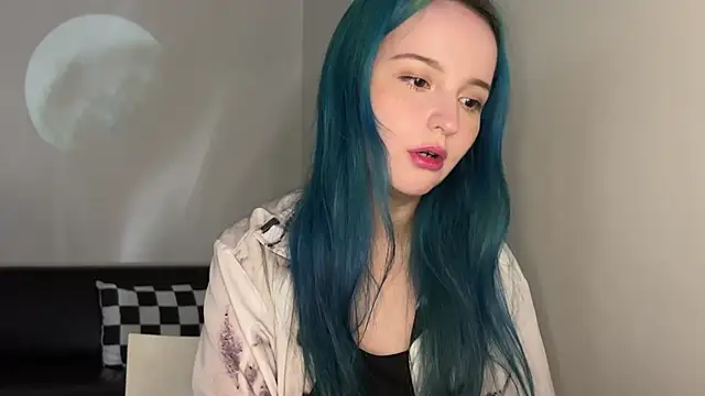 Snapshot of bumble_bee chatting on December 28, 1:06 pm bumble bee online show from December 28, 1:06 pm