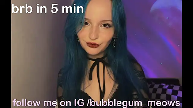 Snapshot of bumble_bee chatting on February 14, 3:47 pm bumble bee online show from February 14, 3:47 pm