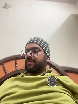 Arsh Loves Luv online show from December 30, 7:00 pm