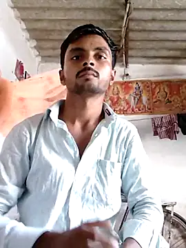 Snapshot of Suraj223kumar chatting on July 3, 7:48 am Suraj223kumar online show from July 3, 7:48 am