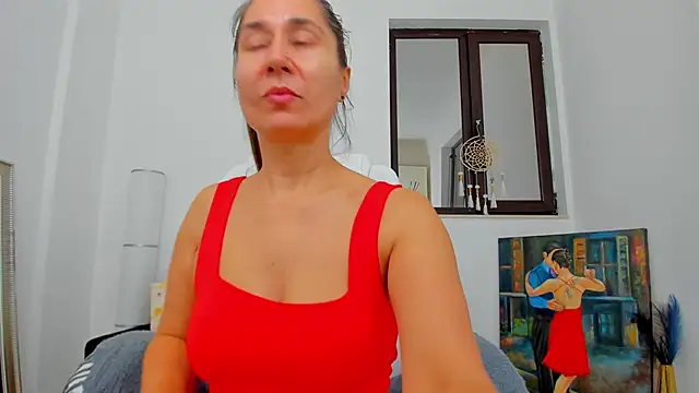 Julya Anna online show from November 5, 5:07 am