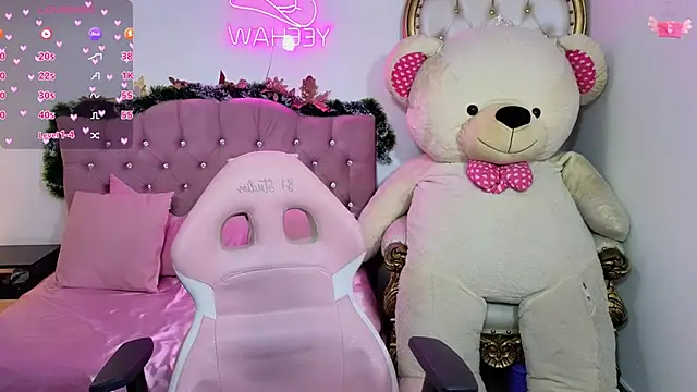 Emilly tay online show from January 11, 6:12 pm