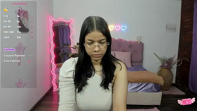 Emilly tay online show from February 11, 11:54 am