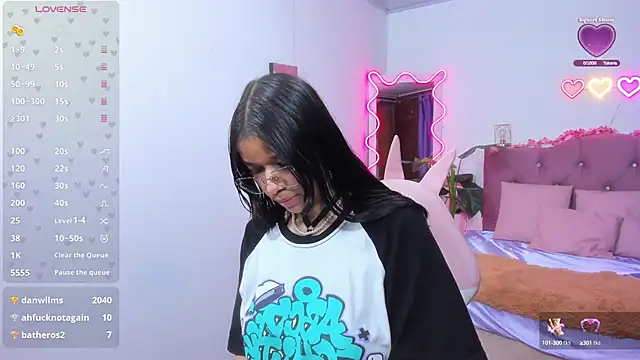 Emilly tay online show from February 14, 2:54 pm