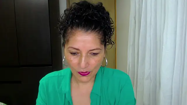 arianna ros3 online show from May 5, 3:25 am
