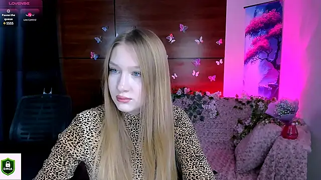 playful sophie online show from February 2, 10:13 am