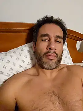 Snapshot of PNPdad6969 chatting on December 30, 10:23 pm PNPdad6969 online show from December 30, 10:23 pm