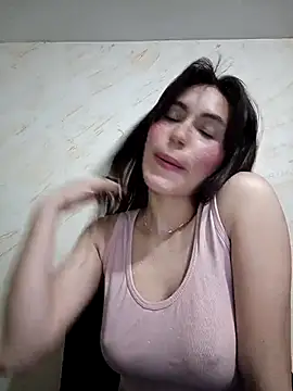 Snapshot of eriika_deep_ chatting on February 17, 3:19 pm eriika deep online show from February 17, 3:19 pm