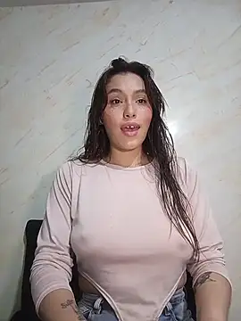 eriika deep  online show from May 25, 6:25 pm
