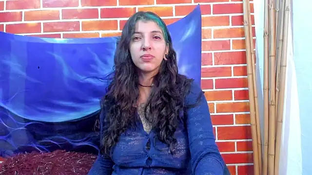 marlenna online show from January 2, 11:31 am