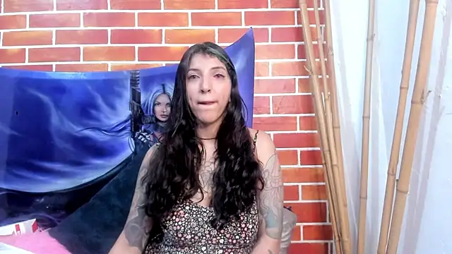 marlenna online show from February 8, 4:25 pm