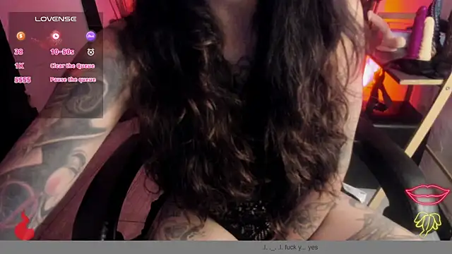 marlenna online show from September 24, 11:57 am