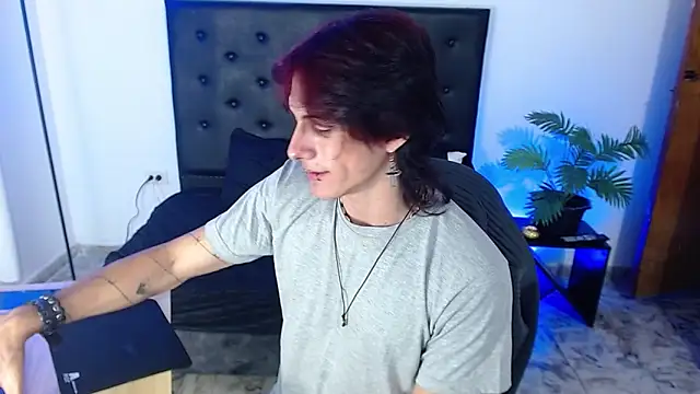 andreey50 online show from December 3, 8:51 pm