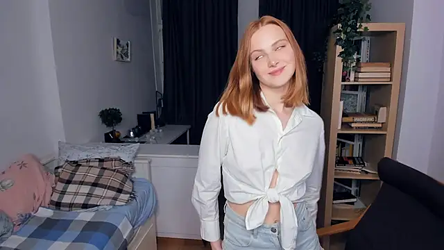 Snapshot of HarrmonSarah chatting on December 21, 4:36 pm HarrmonSarah online show from December 21, 4:36 pm