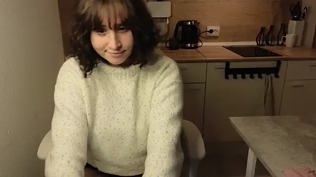 whatamarrie online show from December 18, 10:02 pm