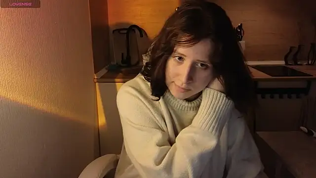 whatamarrie online show from December 27, 9:00 pm