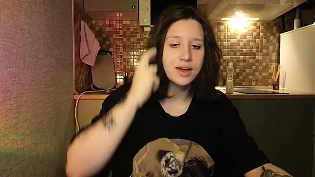 whatamarrie online show from January 29, 12:43 am