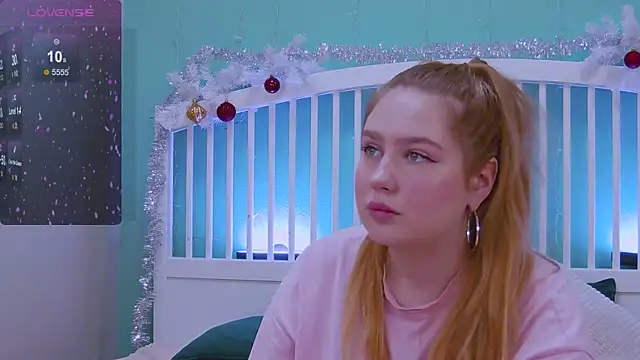 Snapshot of Ellie_Wellie chatting on January 4, 12:27 pm Ellie Wellie online show from January 4, 12:27 pm