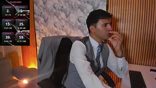 Hideintheoffice online show from October 11, 3:06 am