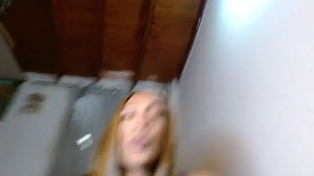 Dannacamilsaenz online show from December 3, 4:38 pm