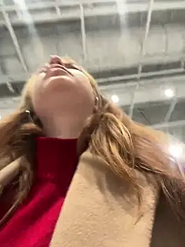 Snapshot of MayaMystic chatting on March 11, 3:12 pm MayaMystic online show from March 11, 3:12 pm