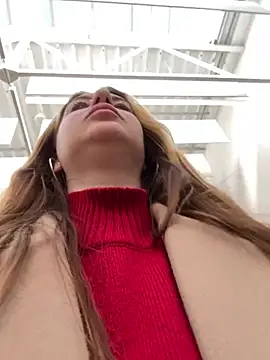 Snapshot of MayaMystic chatting on March 15, 11:40 am MayaMystic online show from March 15, 11:40 am