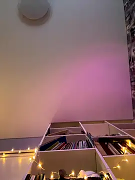 Snapshot of MayaMystic chatting on September 26, 1:04 pm MayaMystic online show from September 26, 1:04 pm