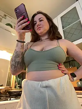 MayaMystic online show from March 17, 3:04 pm