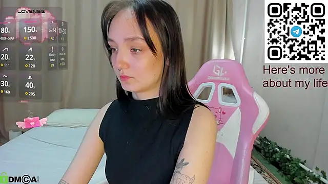 Snapshot of Cheryl__Brown chatting on January 6, 1:31 am Cheryl Brown online show from January 6, 1:31 am