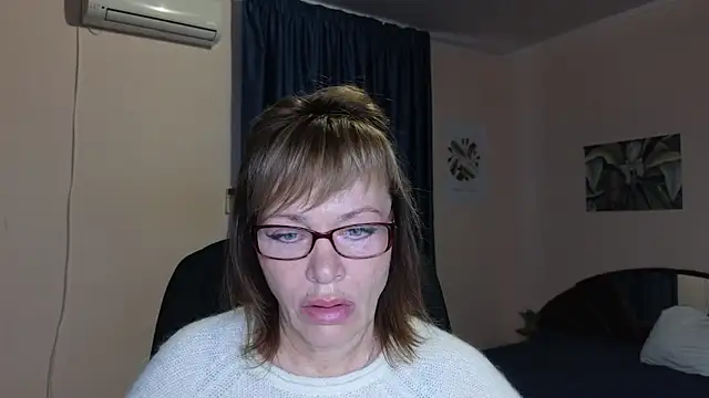 Miss Moren online show from September 28, 4:07 am