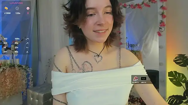 lilithlunna online show from February 19, 12:57 am