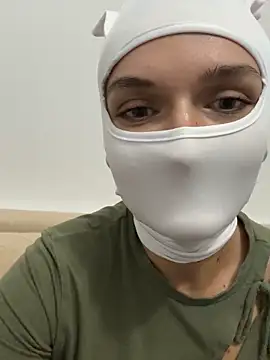 Snapshot of Nikki_Hoee chatting on October 24, 4:58 pm Nikki Hoee online show from October 24, 4:58 pm