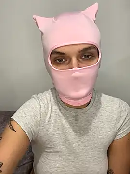 Snapshot of Nikki_Hoee chatting on November 23, 3:45 pm Nikki Hoee online show from November 23, 3:45 pm