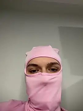 Snapshot of Nikki_Hoee chatting on November 25, 5:02 pm Nikki Hoee online show from November 25, 5:02 pm