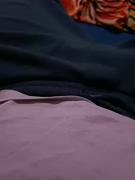 Snapshot of makedaddyhappy6 chatting on December 25, 3:40 am makedaddyhappy6 online show from December 25, 3:40 am